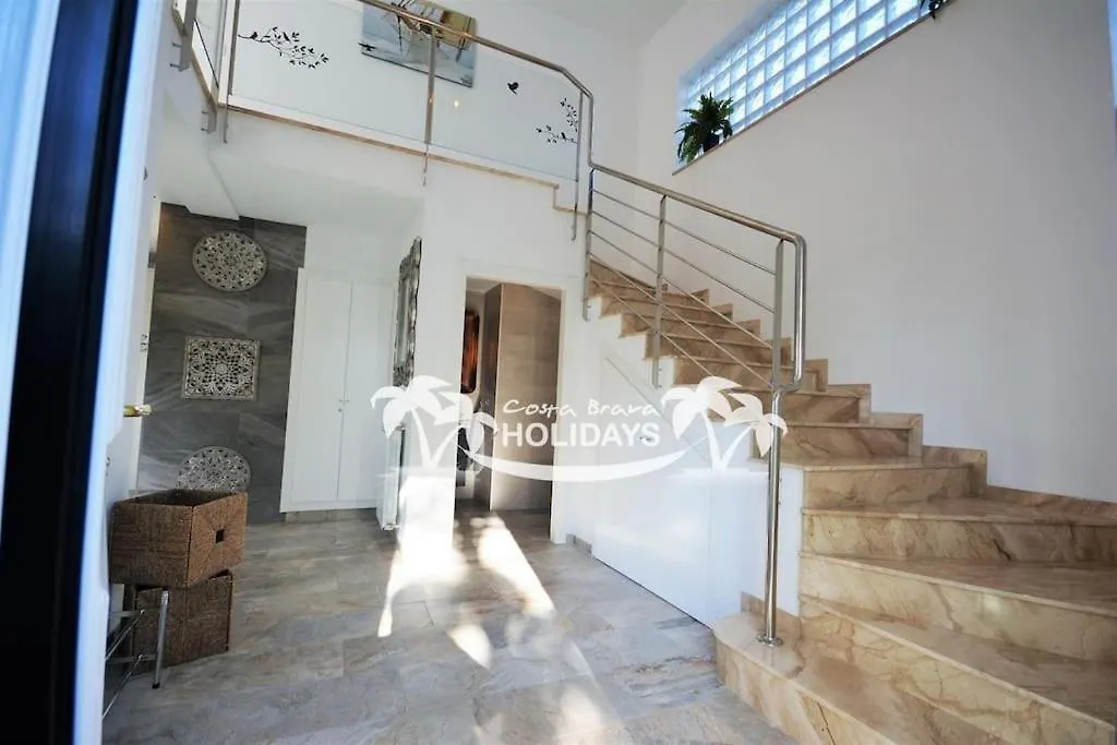 Costa Brava Holidays Villa Mimosa Sea View And Luxe Lloret de Mar