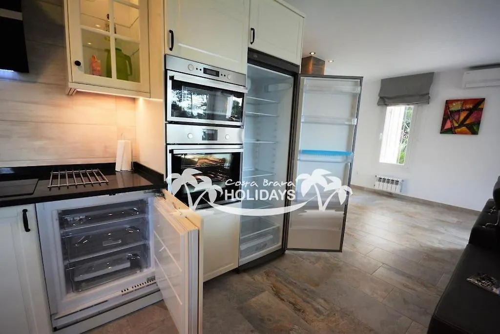 Costa Brava Holidays Villa Mimosa Sea View And Luxe Lloret de Mar