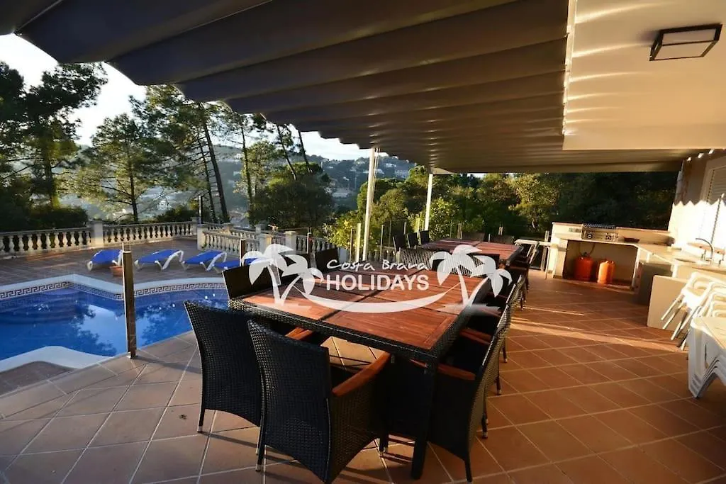 Costa Brava Holidays Villa Mimosa Sea View And Luxe Lloret de Mar