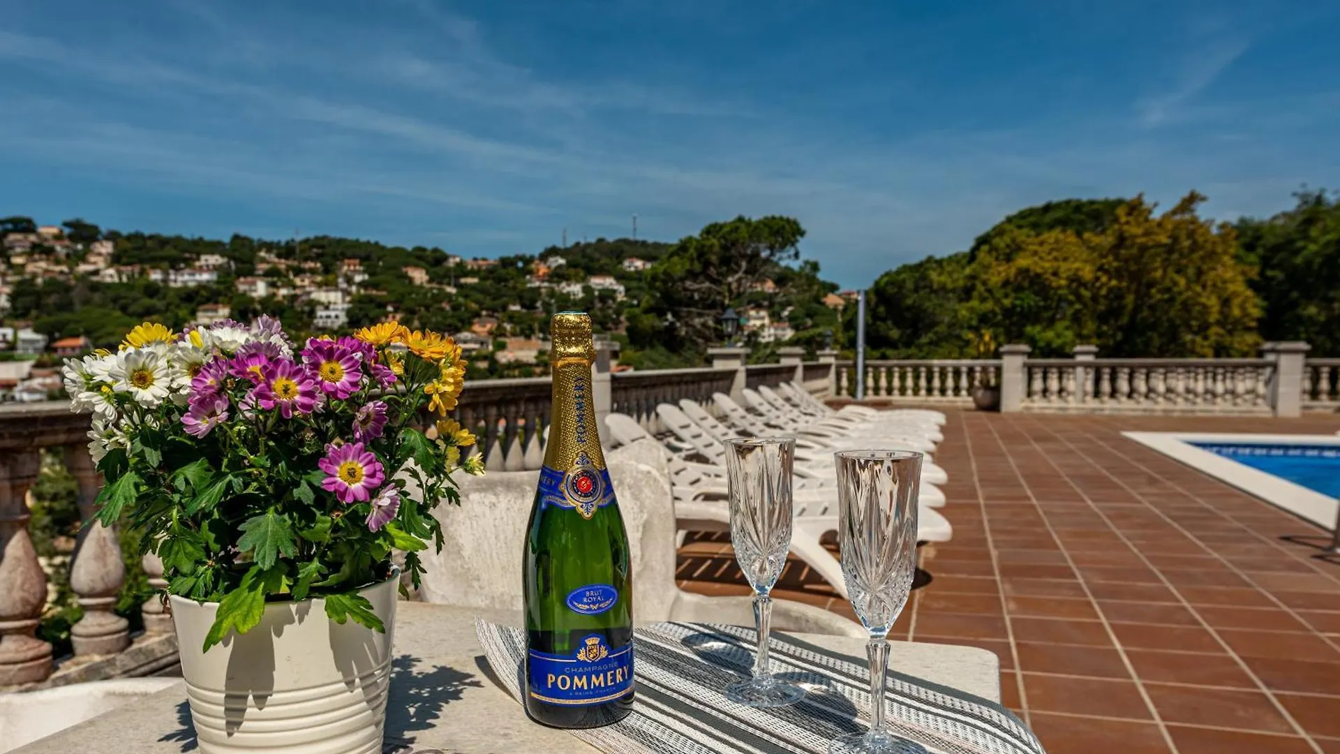 Costa Brava Holidays Villa Mimosa Sea View And Luxe Lloret de Mar